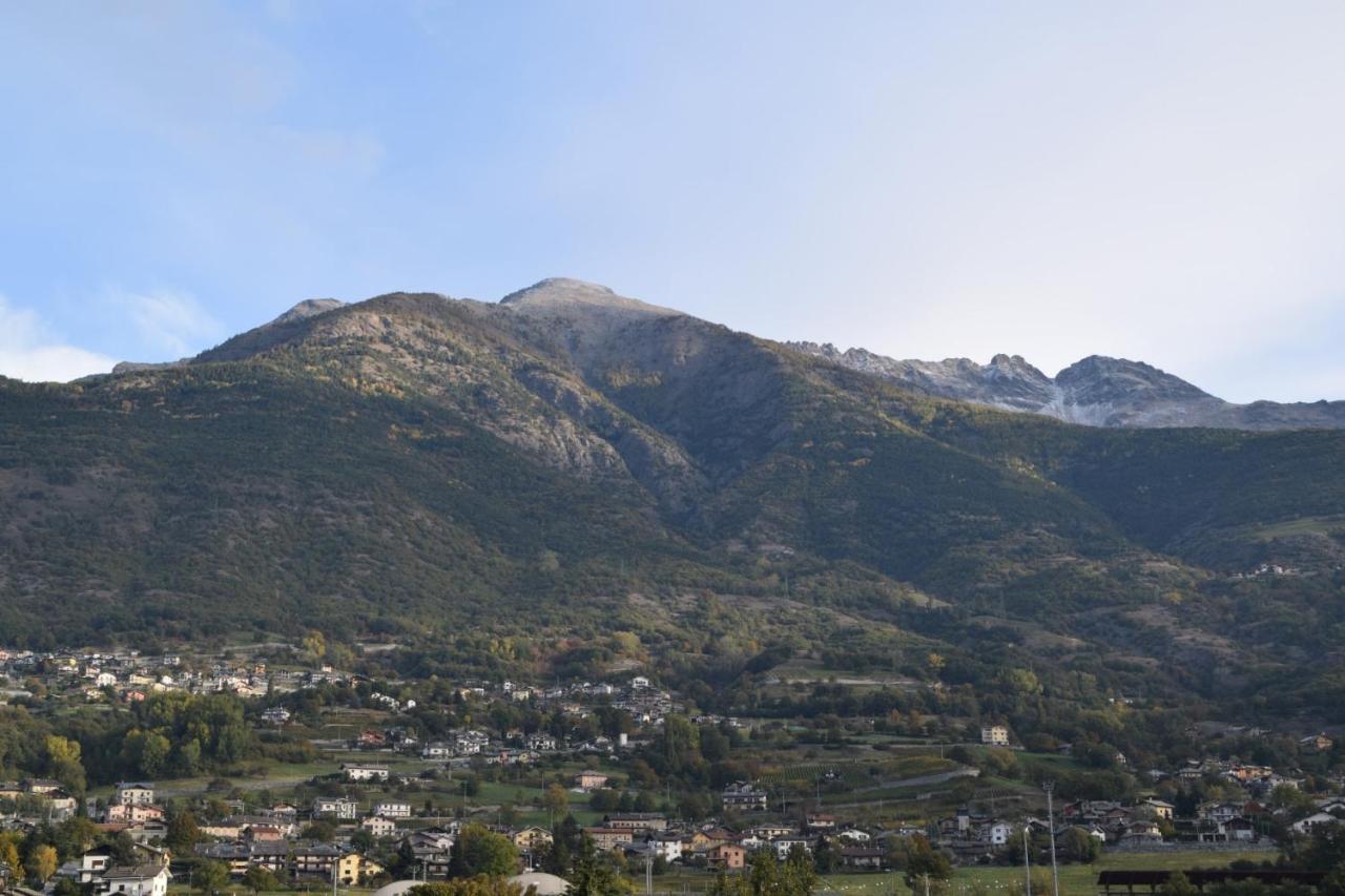 Appartamento Ottoz Aosta Luaran gambar