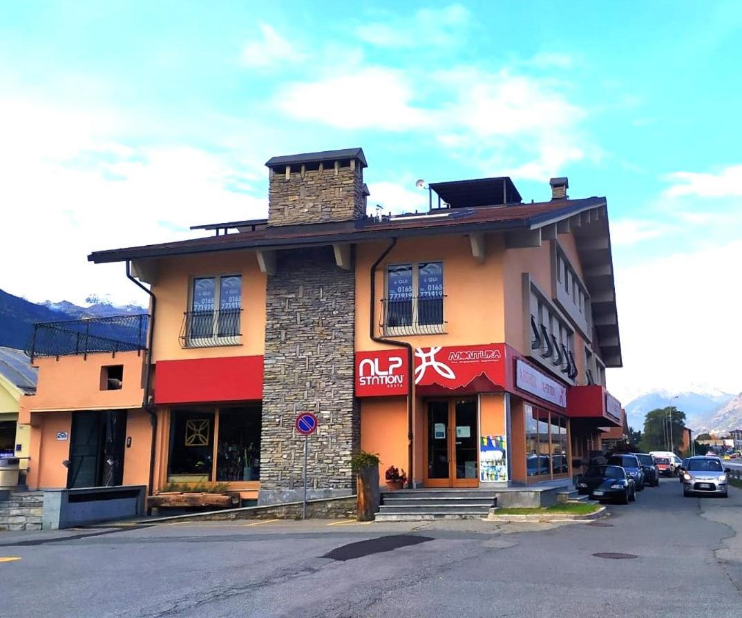 Appartamento Ottoz Aosta Luaran gambar